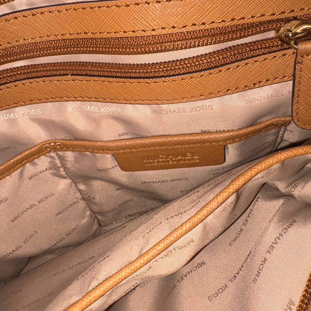 Michael Kors Cream Signature Tote with Tan Trim - Picture 3 of 3